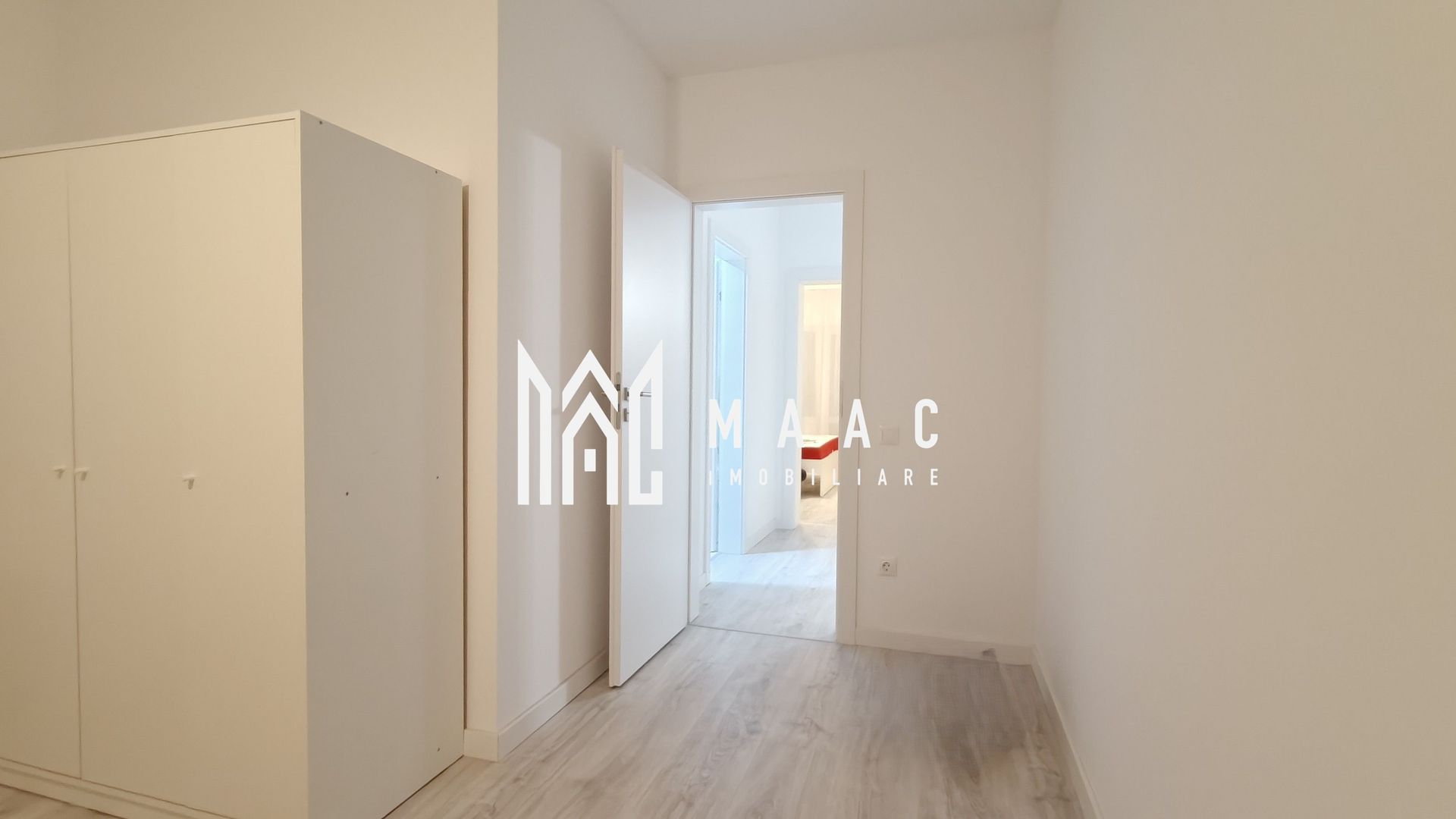 Apartament 3 camere 63mpu I Parcare I Pet- friendly I Stanca - Poză 2