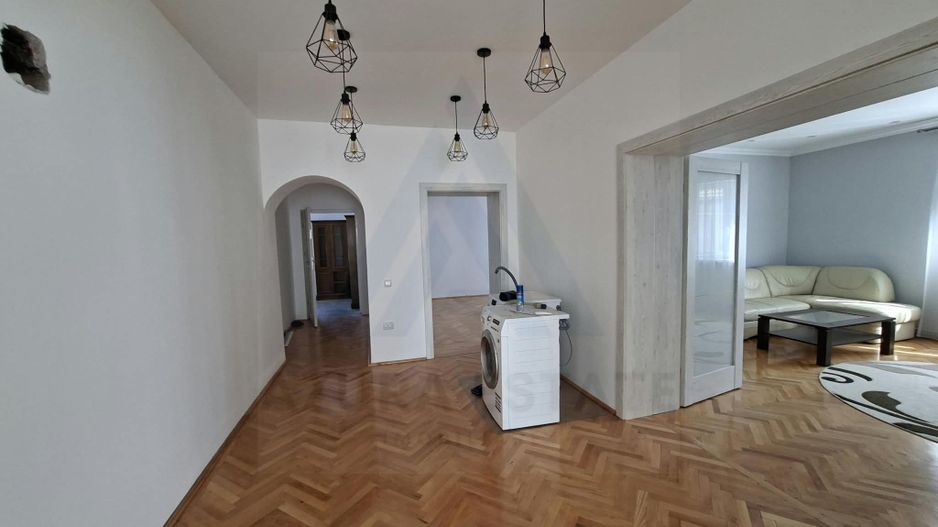 Apartament la casa 110 mp utili etaj 1 pivnita 20 mp zona Trei Stejari - Poză 11