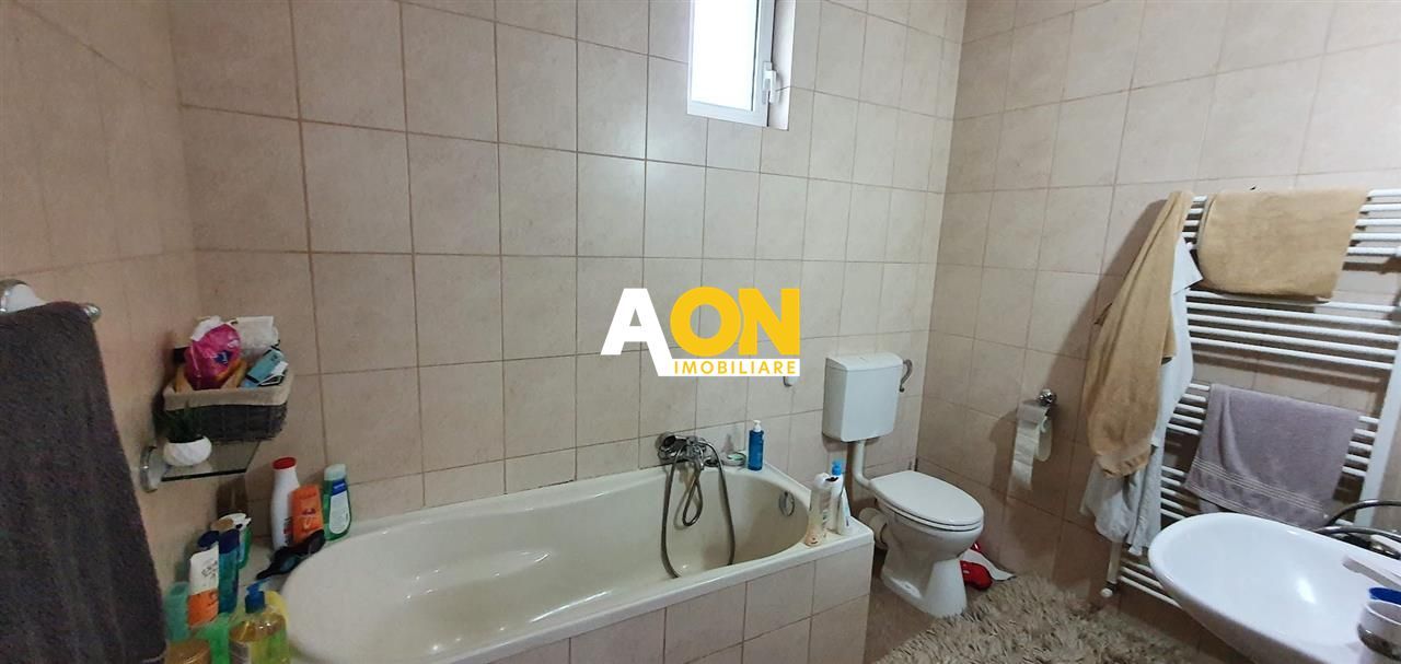 Casa 5 camere cu garaj 1043 mp teren zona Maieri - Poză 13