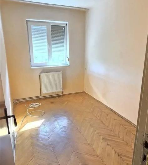 4 camere Dacia  etaj 3  centrala proprie - Poză 3