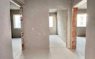 Apartament cu 2 camere si dressing decomandat la etajul 2in Giroc langa Hotel IQ - Poză 5