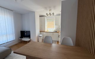 Apartament 3 camere | Zona Putnei | Etaj 2 - Poză 3