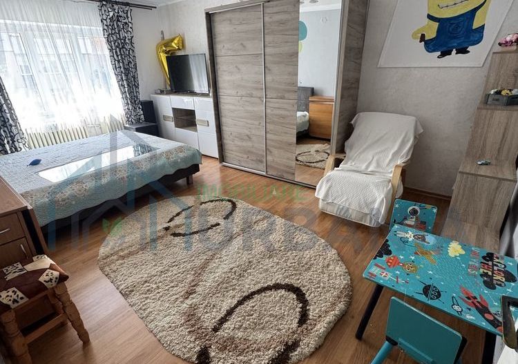 Apartament 3 camere, etaj 1, Tomesti – langa Penny Market, zona linistita - Poză 1