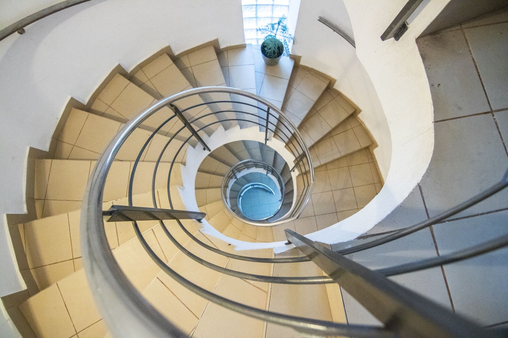 Giurgiului, 3 camere spatios - 98 mp, etaj 2, acces metrou si stb - Poză 9