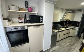 Apartament de 3 camere, 80mp, Zona Poli2 - Poză 2