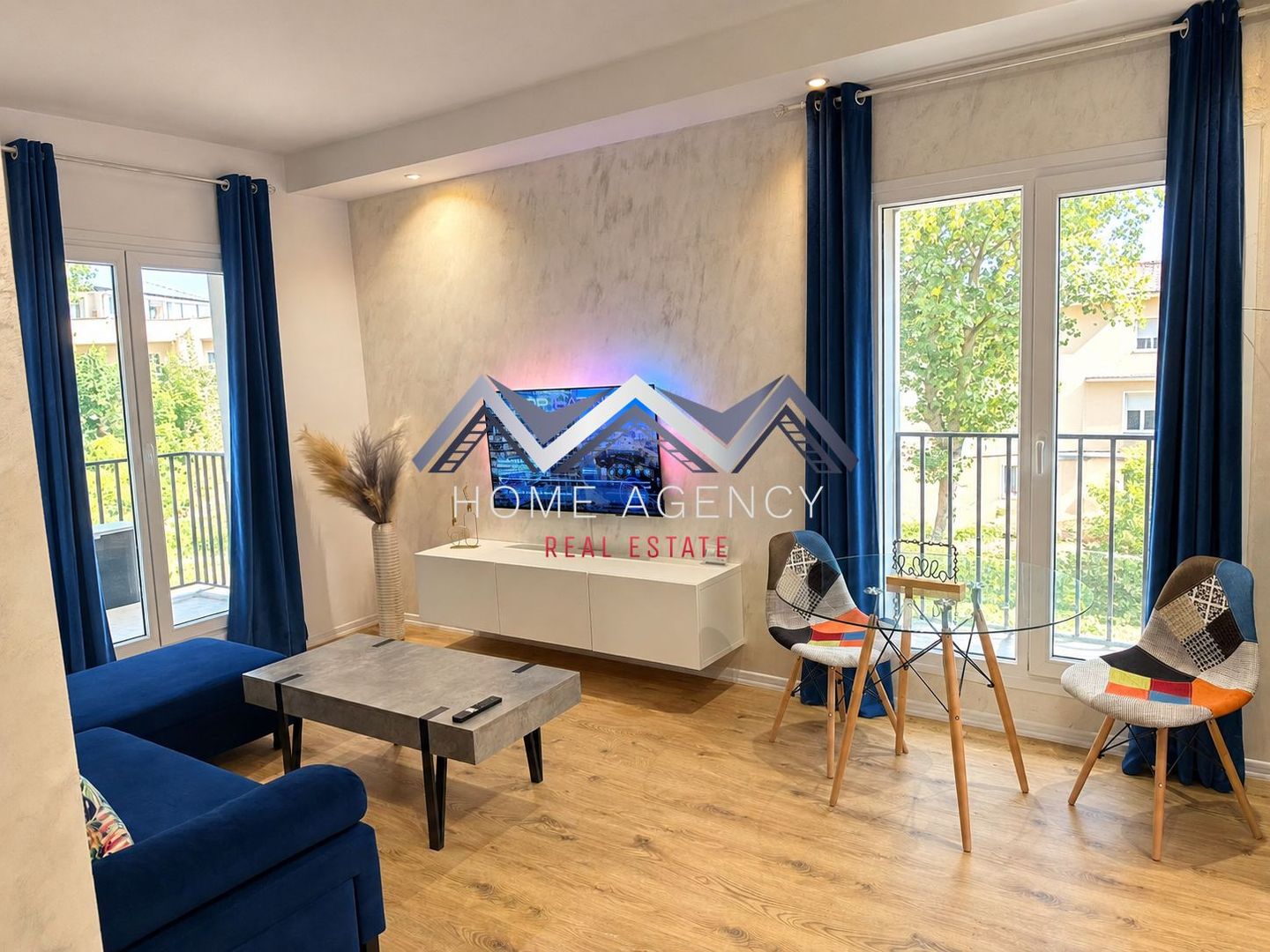 Apartament 2 camere Cosmopolis | Bucătărie închisă | Loc de parcare inclus - Poză 1