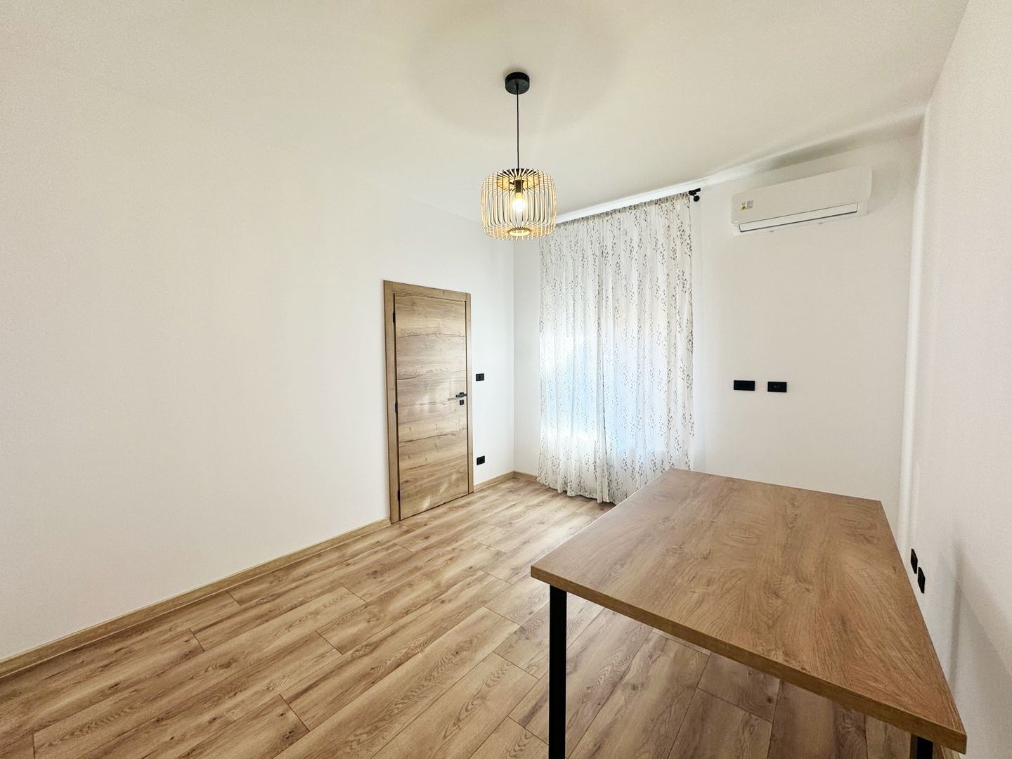 Apartament pretabil pentru birouri. B-dul V. Milea. - Poză 5