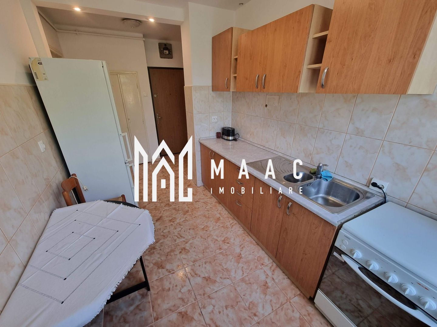 Apartament 2 Camere | Etaj Intermediar | Central - Poză 9