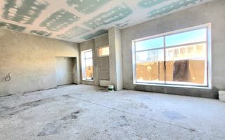 Spatiu cu vad pietonal intens - 65 mp # plus-imo.ro - Poză 1