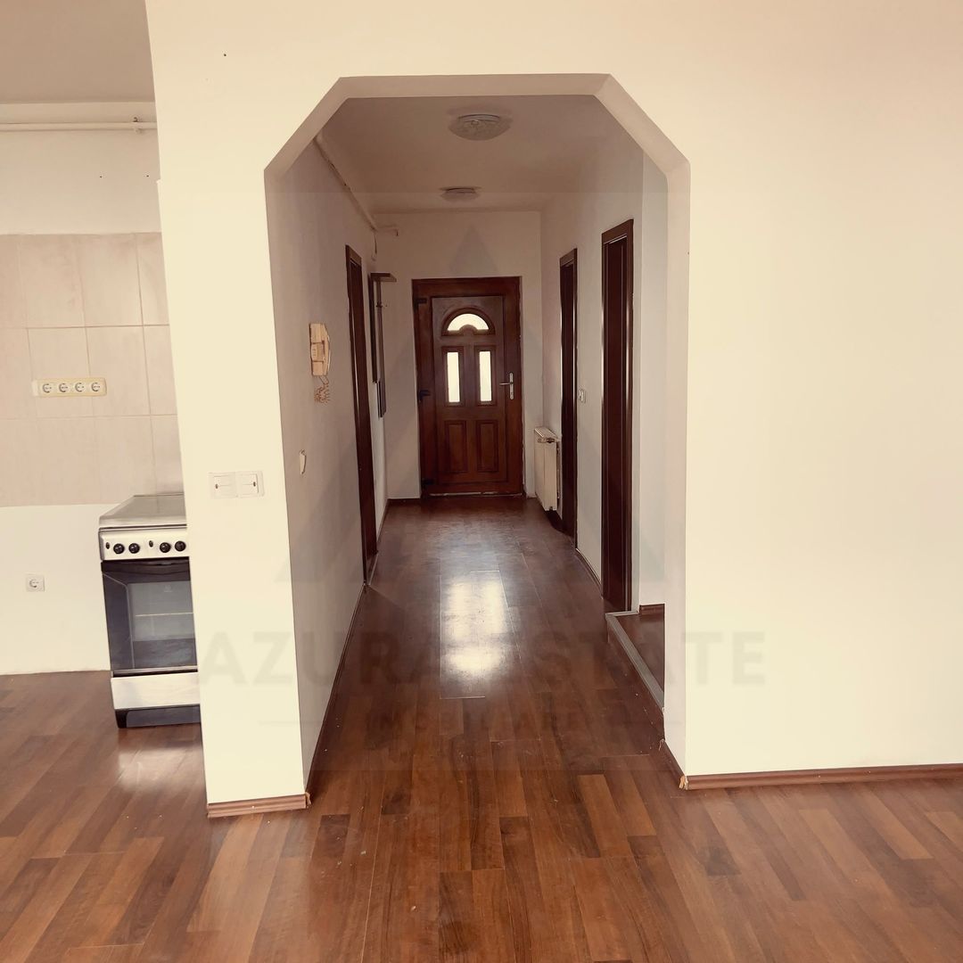 Casă cu 4 camere, curte proprie și 2 balcoane – Șelimbăr - Poză 19