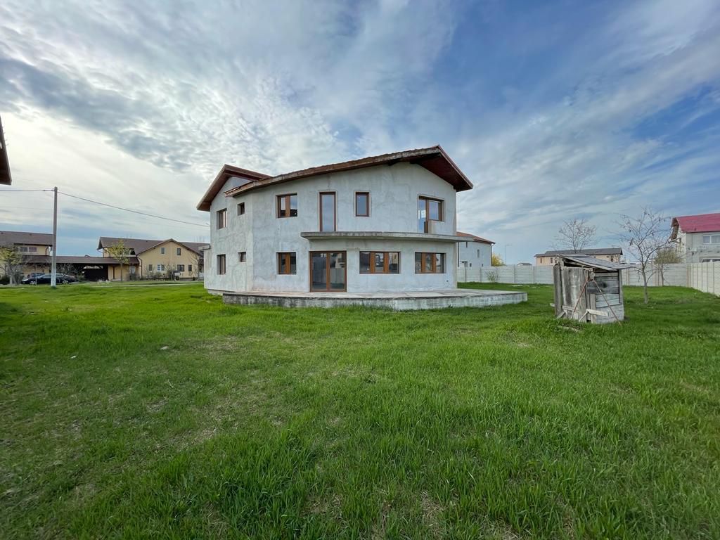 Casă individuală cu 5 camere în Vladimirescu - Poză 1