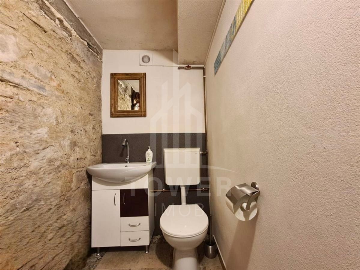 Casa renovata in Fantanele - Poză 16