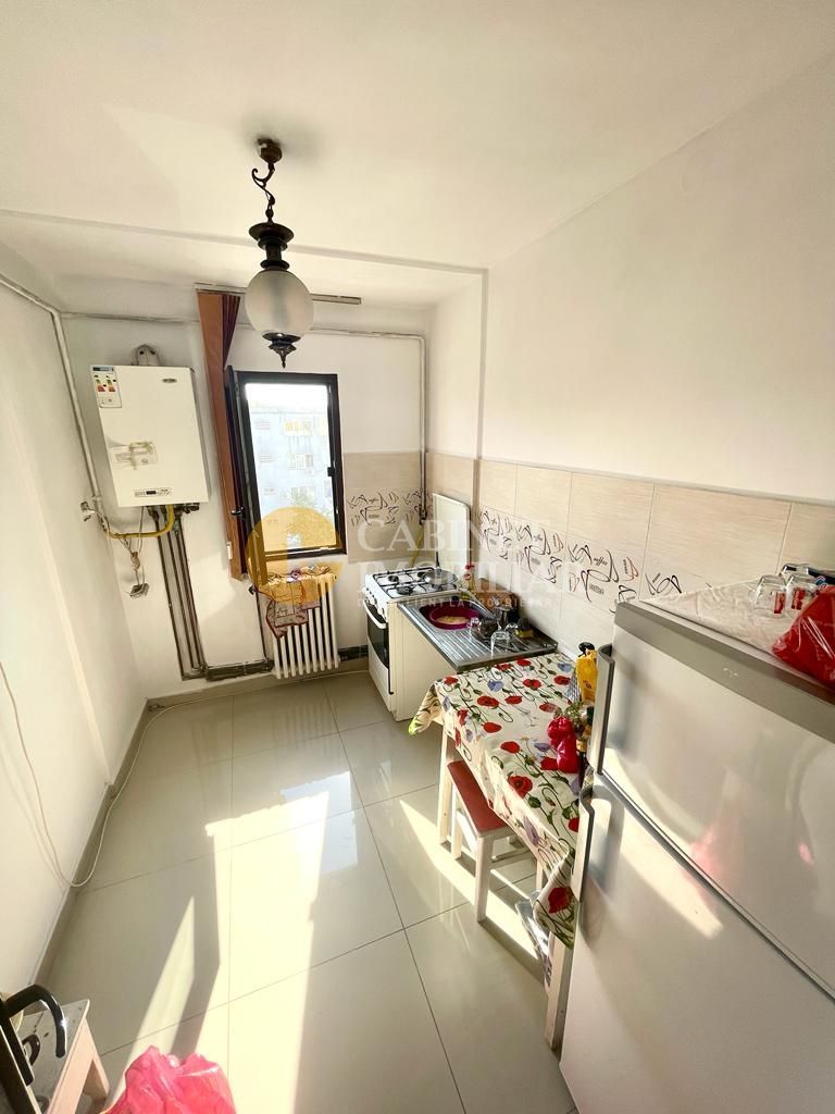 Apartament cu 2 camere - Bloc Fara Risc - zona Podu Ros - Poză 5