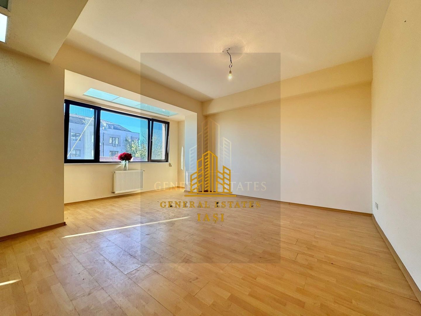 Vânzare apartament în bloc nou - 3 camere, 120 m.p. - Tătărași - Poză 2