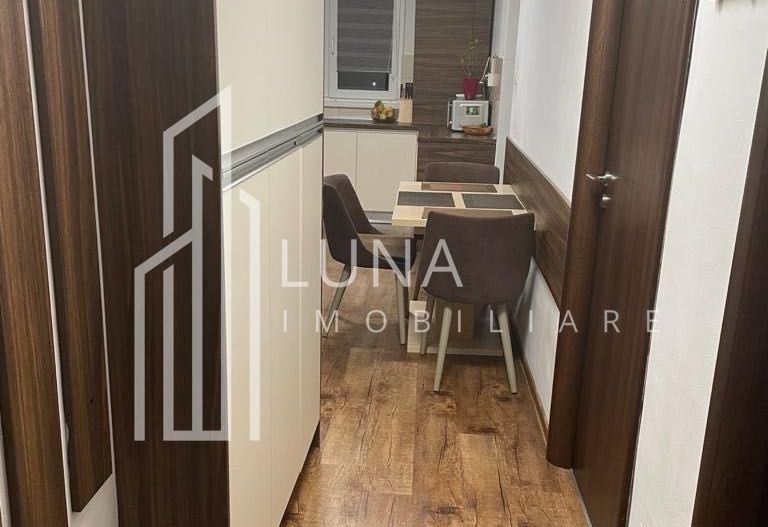 Apartament 3 camere de vânzare - Poză 4