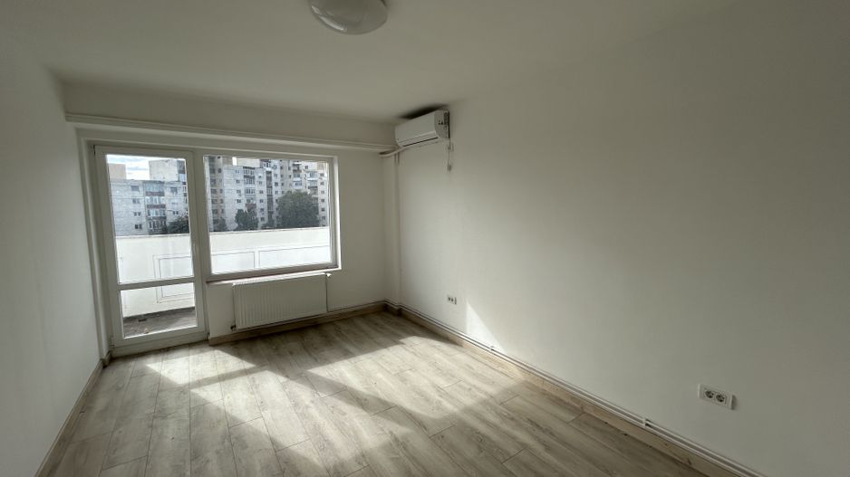 De vanzare apartament Samantha Urcator zona Polivalenta - Poză 8