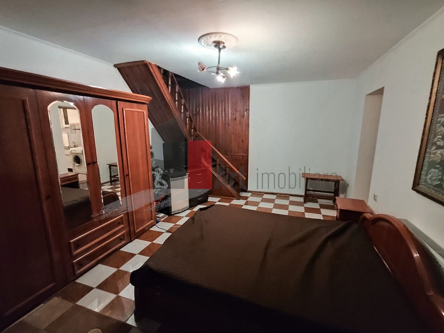 Garsoniera de inchiriat in zona Damaroaia (se accepta toate nationalitatile) - Poză 2