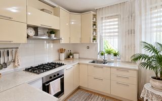 Chirie, casă, 5 camere, Strada Guţu Valentin, Centru - Poză 4