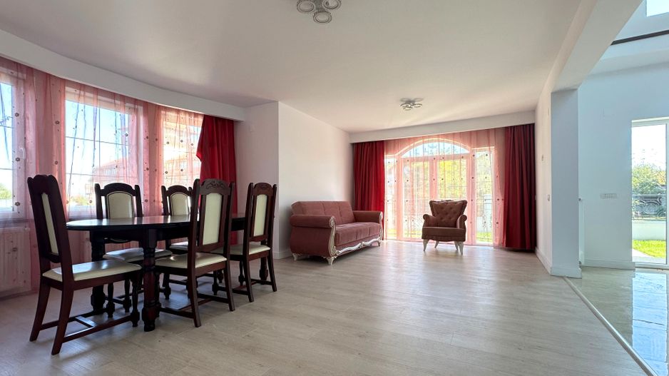 Vânzare casă 5 camere nouă elegantă și spațioasă în Hărman - Poză 5