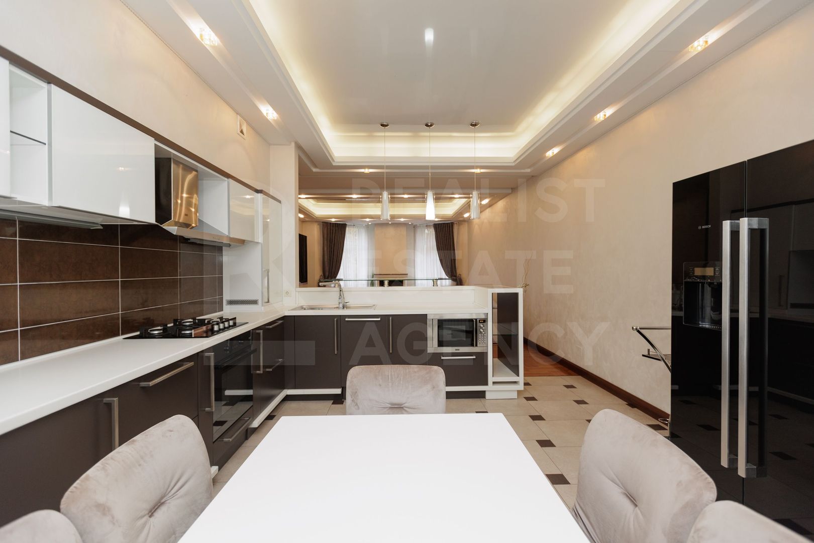 Vânzare, casă, 180 mp + 5 ari strada Calea Trușenilor ,Trușeni. - Poză 4