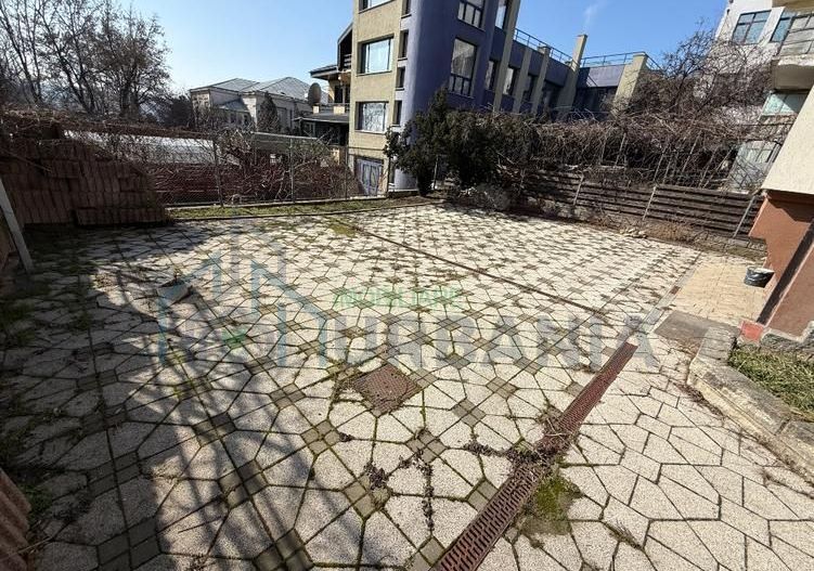 Casa de inchiriat - Ultracentral 324 mp utili + curte - Poză 12