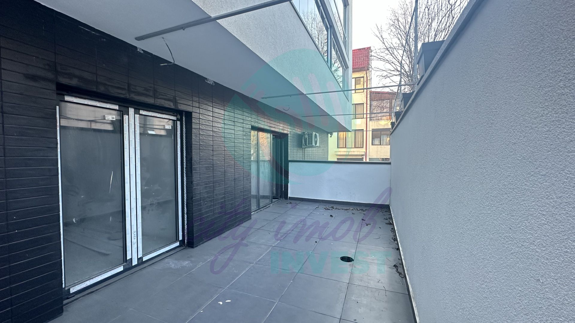 Apartament cu terasa de 20 mp BLOC NOU la 5 min de metrou - Poză 1