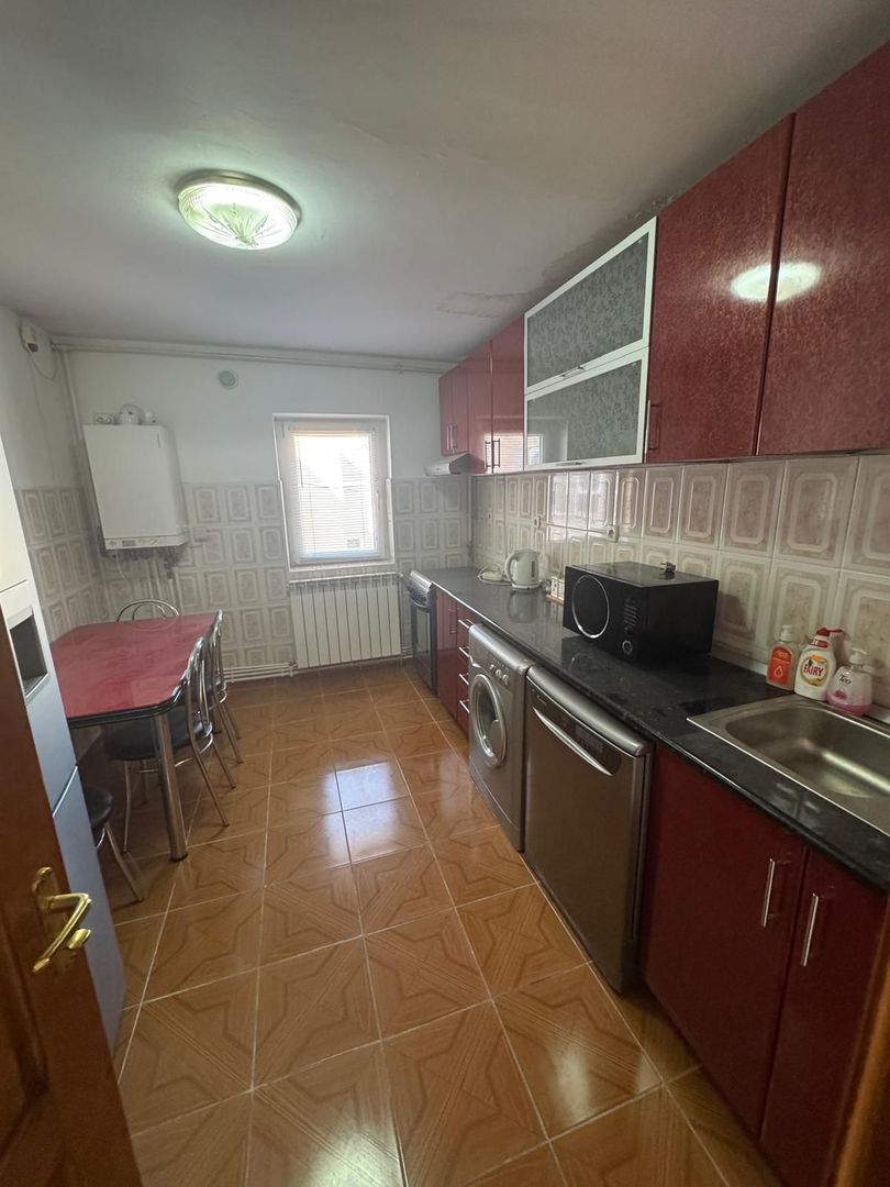 Apartament 3 camere de vânzare – Decebal - Schiță 2