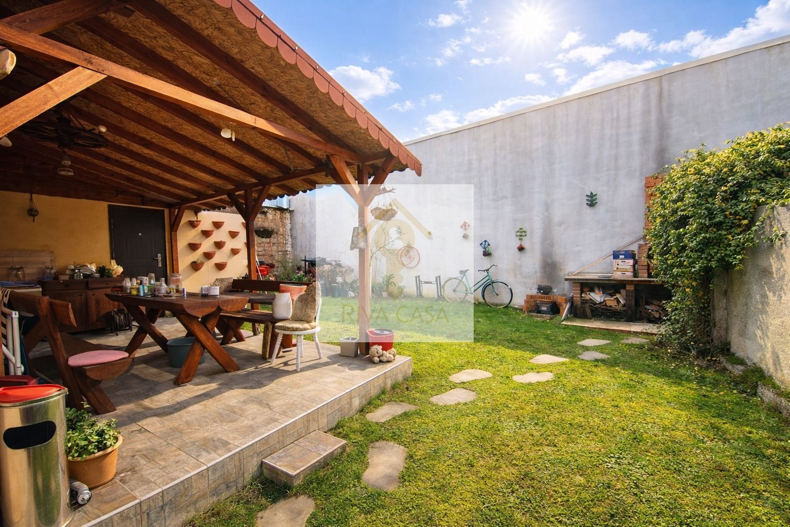 CASĂ INDIVIDUALĂ – SINGUR ÎN CURTE – ZONĂ CENTRALĂ, STR. IULIU MANIU - Poză 1