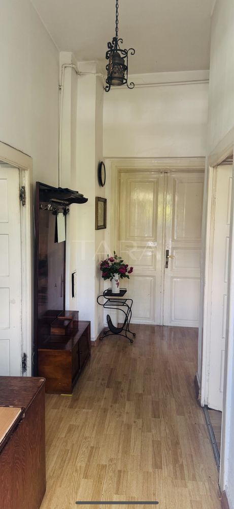 Casa Spațioasă și Versatilă în Andrei Mureșanu - Poză 3