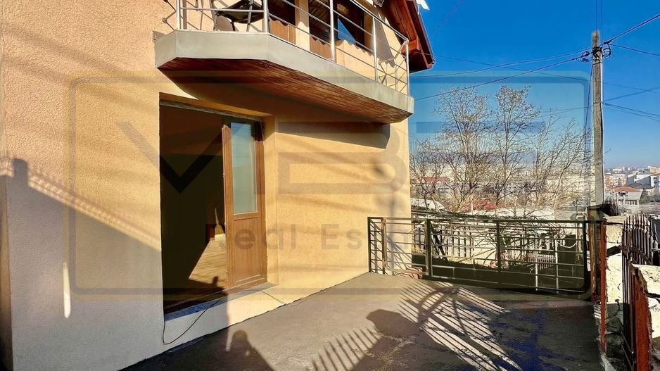 Casa zona Galata pentru Locuinta/Spatiu comercial/Medical - Poză 2