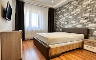 Apartament 3 camere de vanzare– Tractorul - Poză 9