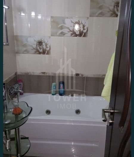Apartament 2 camere cu balcon de vânzare Vasile Aaron - Poză 2