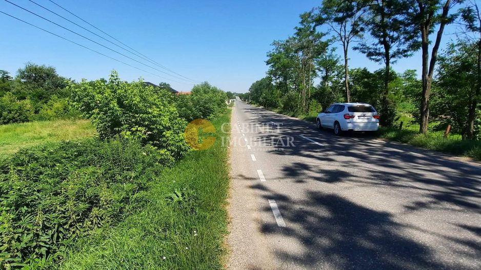 🏡Teren intravilan 900 mp - Voinesti,la strada principală 🏡 - Poză 3