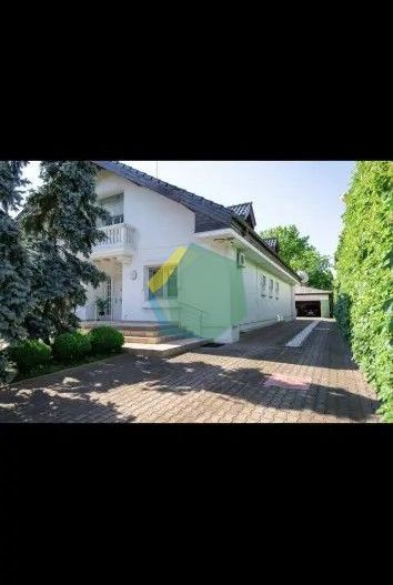 VILĂ IMPRESIONANTĂ CU PARC PRIVAT | 400 mp Construiți | 2.800 mp Teren - Poză 25