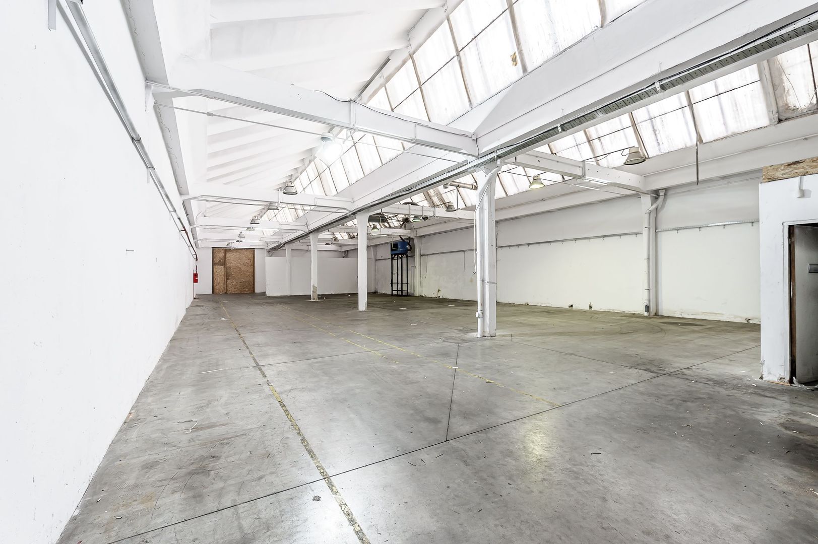 Hală Industrială Arad 517 mp - Poză 2