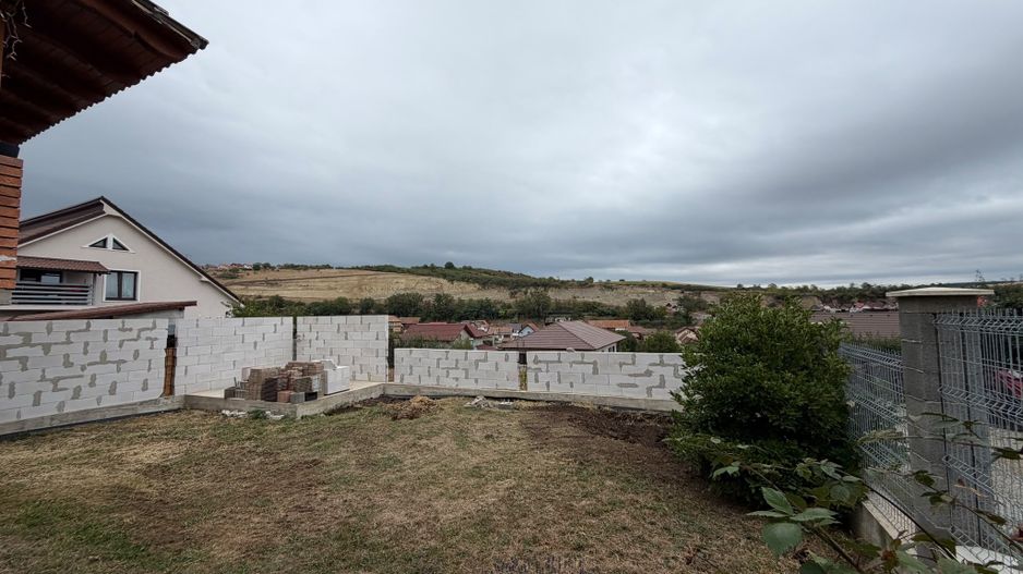 Casă de vânzare în Șura Mare, teren 334 mp - Poză 32