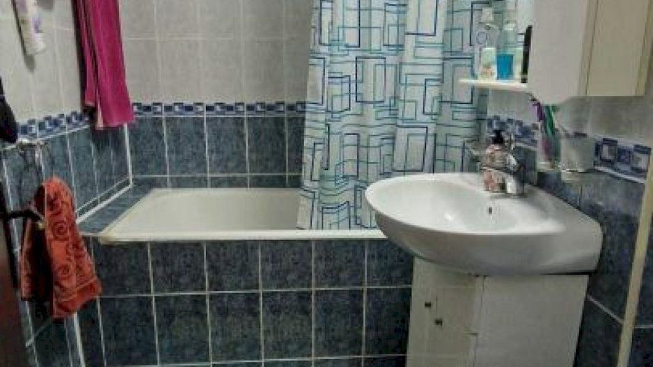De vanzare Apartament 3 camere Gorjului - Poză 8