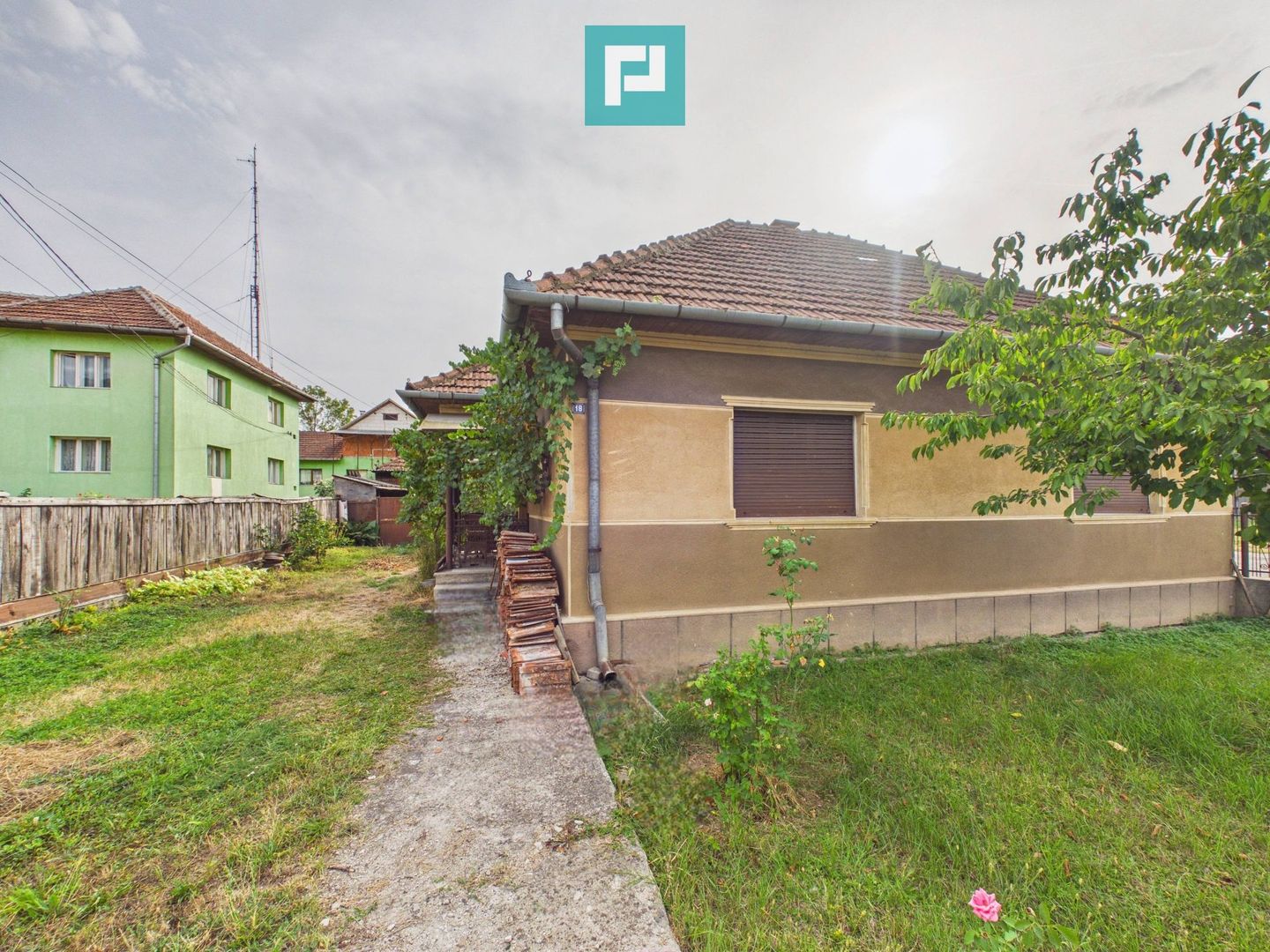 Casă cu 4 camere în localitatea Gurahonț, Arad - Poză 3