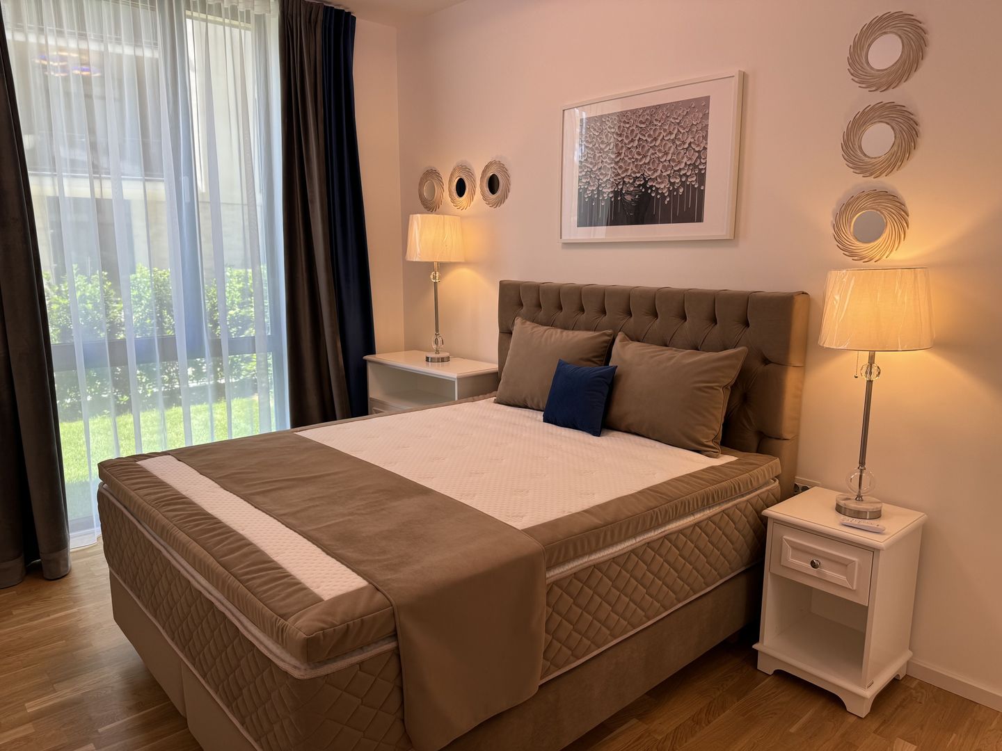 Apartament Luxos de Închiriat în Complexul Rezidențial ISHO - Poză 13