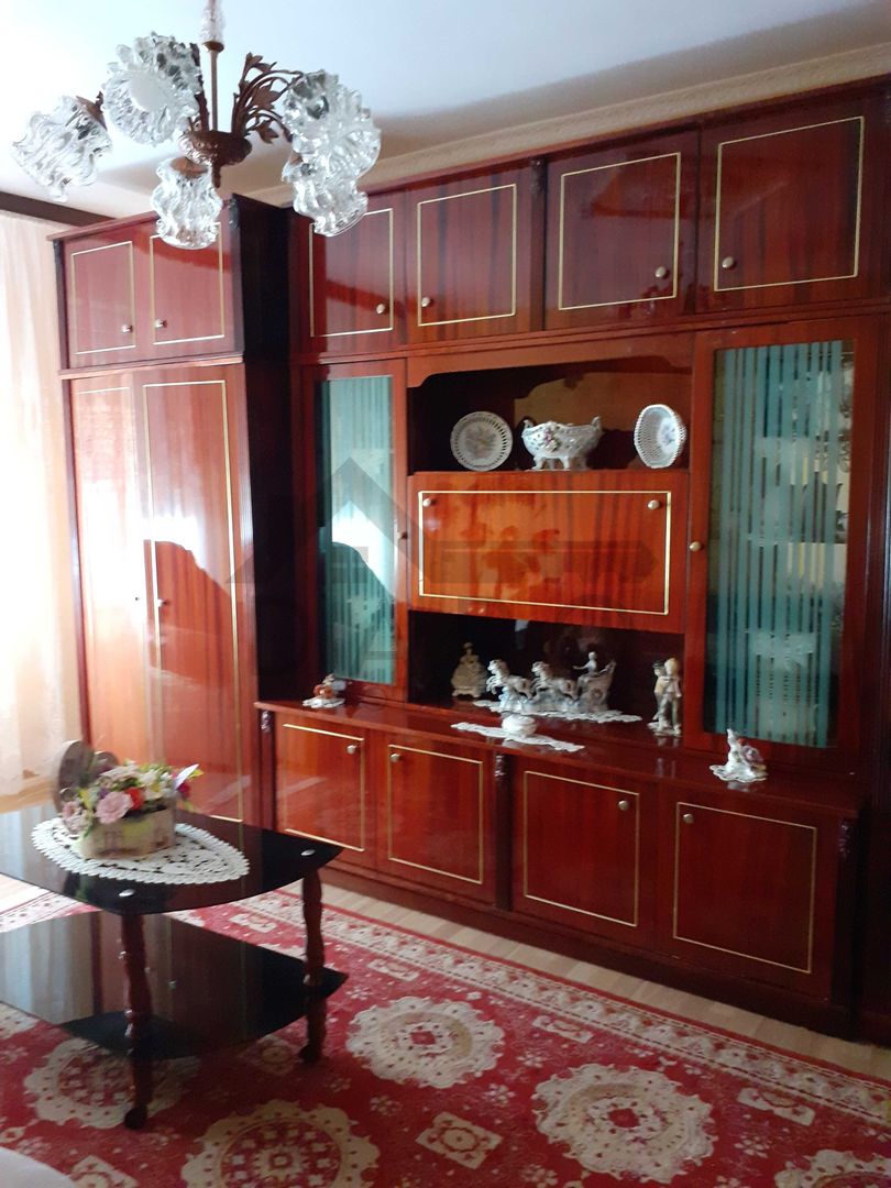 Apartament cu 3 camere de vanzare - Poză 6