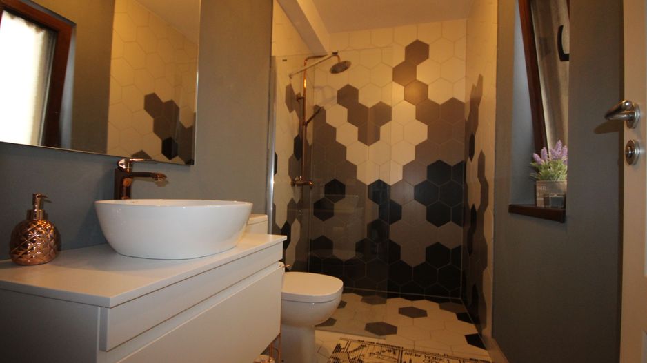 Modern si primitor - Poză 23