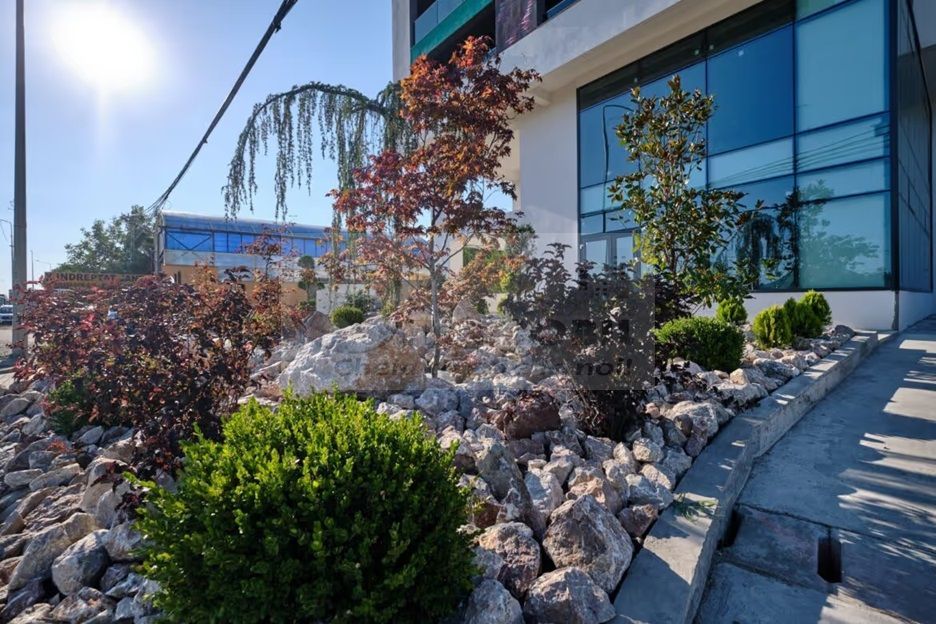 Apartament cu 2 camere decomandat Pacurari 65mp - parcare subterana - Poză 1