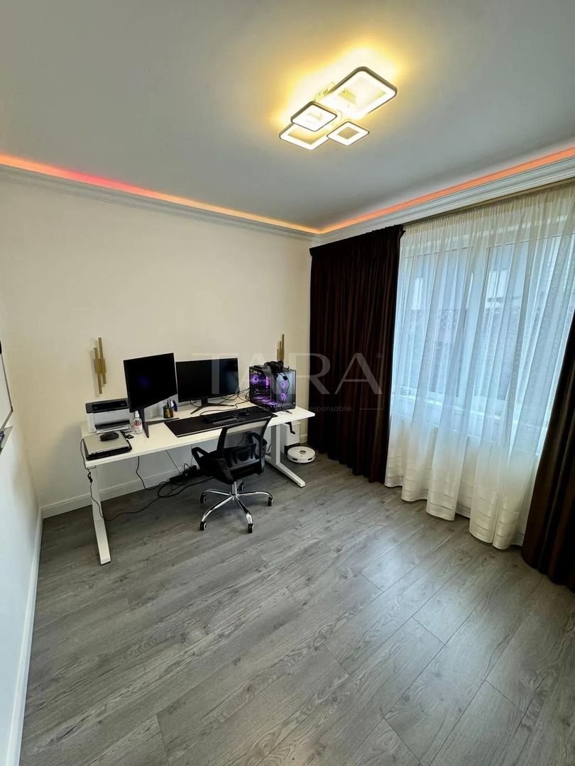 Apartament cu 3 camere, mobilat premium, parcare inclusă. - Poză 6