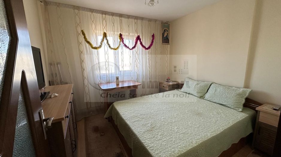 Apartament cu 2 camere, decomandat, 37.6 mp - Zimbru - 73.000 euro ! - Poză 1