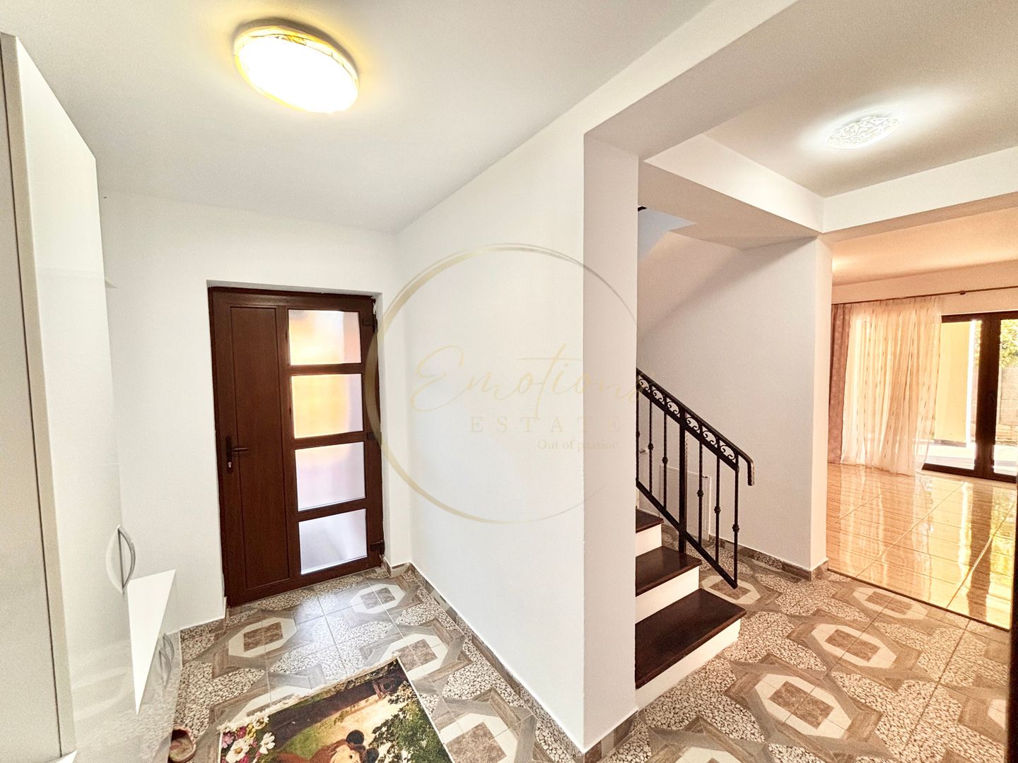 1/2 Duplex - Giroc - zona Planetelor - 4 camere | Poarta electrica - Poză 11