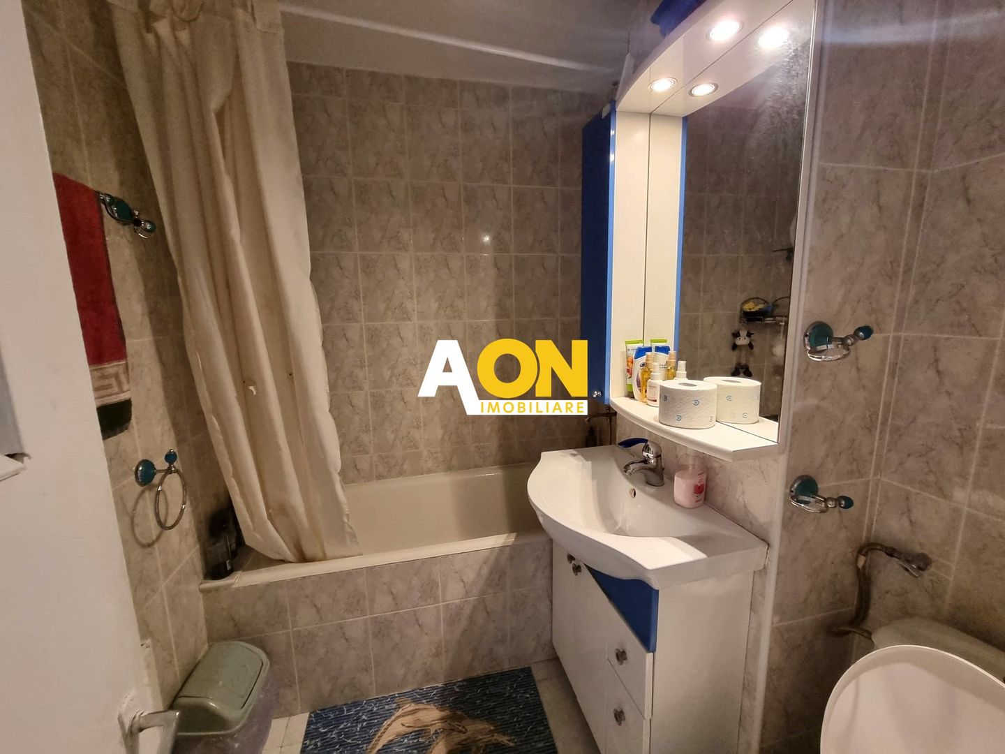 Apartament 4 Camere, Complet Mobilat si Utilat,  Zona Cetate - Poză 4