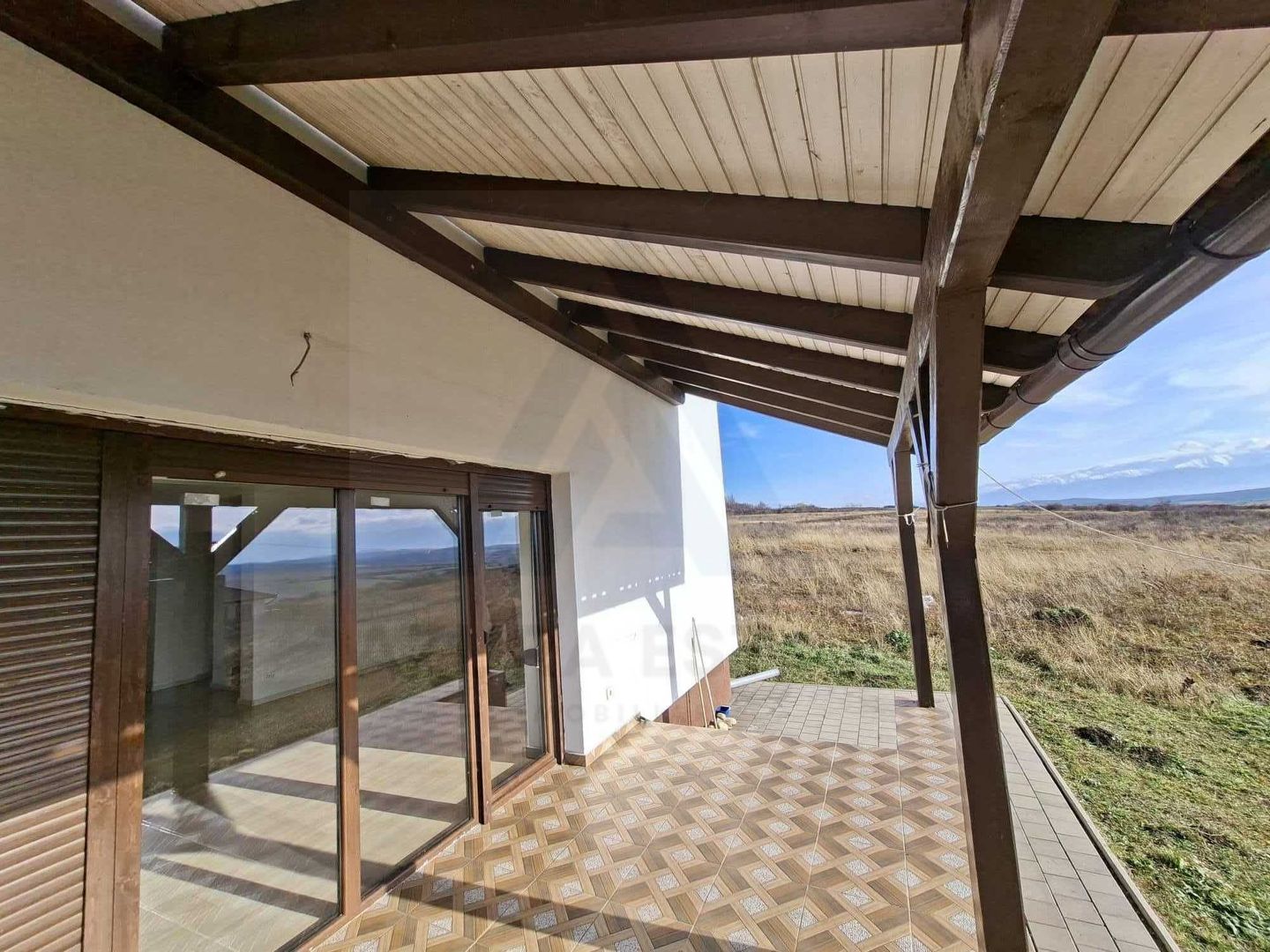 Casa intabulata 5 camere 2 bai si curte generoasa in Bavaria Park - Poză 4