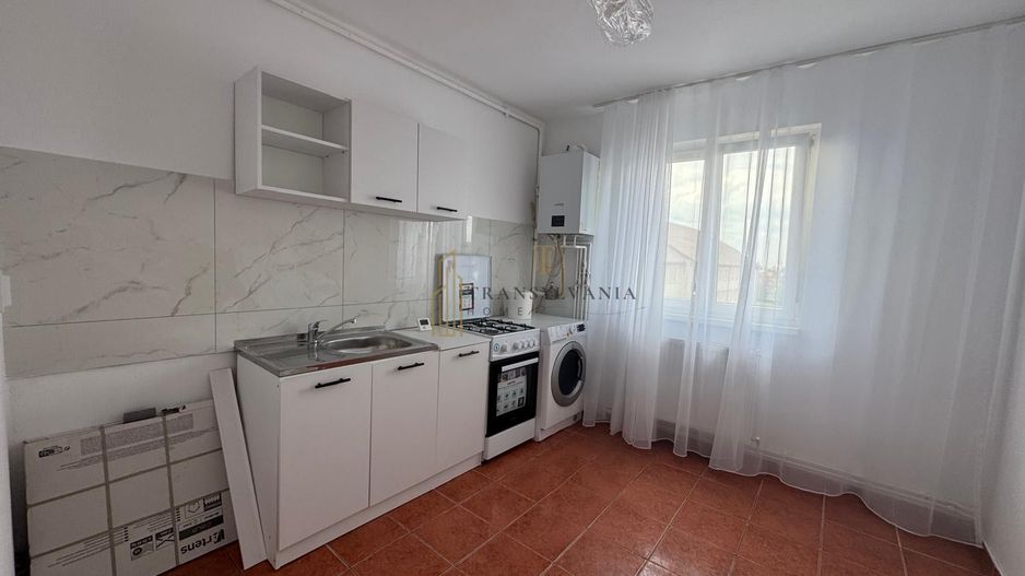 Garsonieră decomandată, 23 mp utili, zona Vasile Aaron - Poză 2
