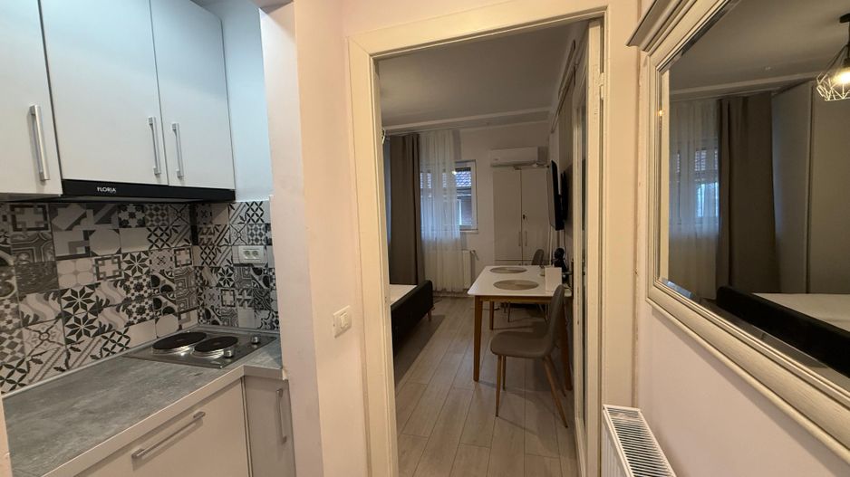 Garsonieră complet renovată in zona Dorobanți pe Strada Londra - Poză 2