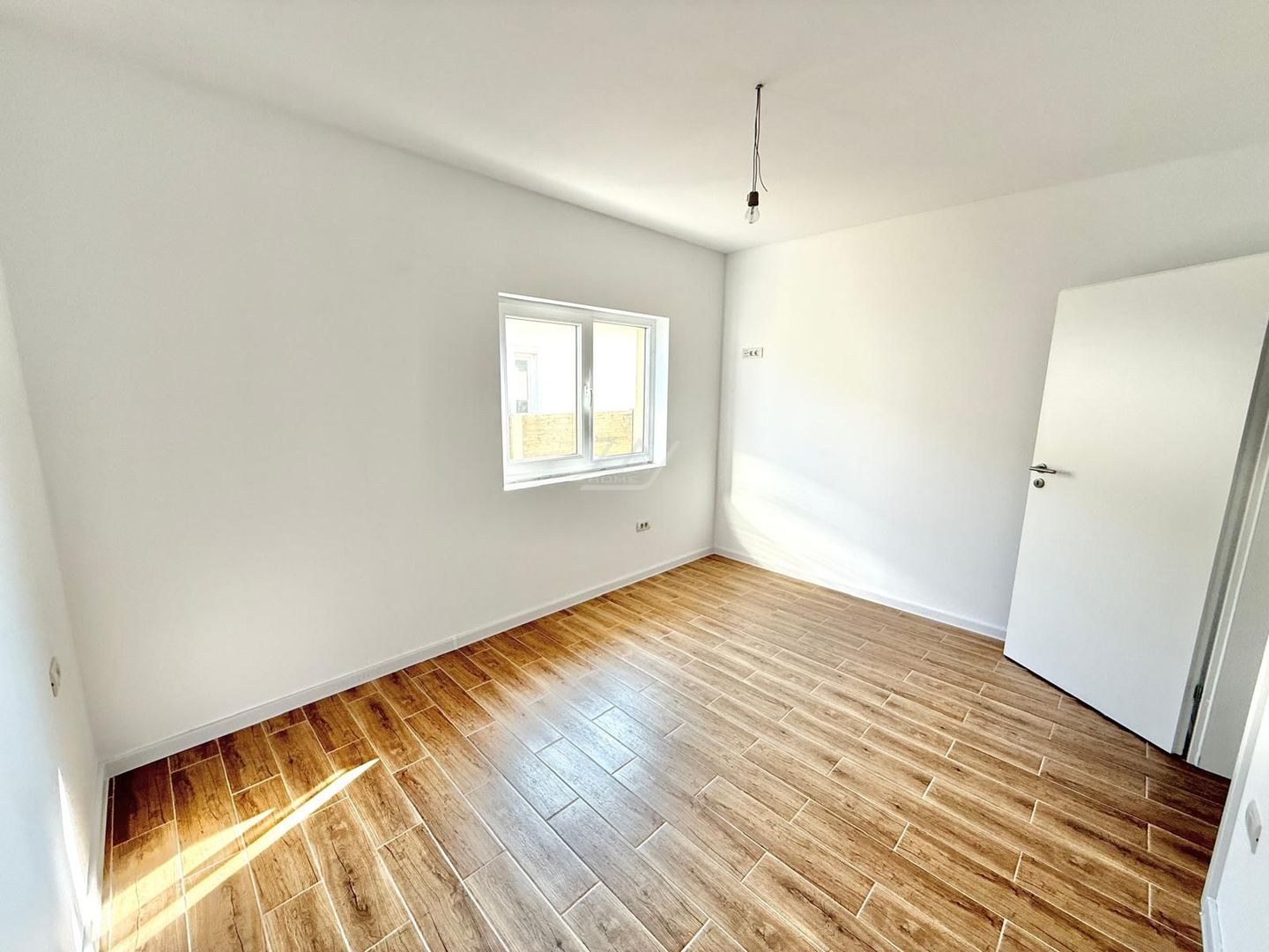 Drumul Boilor - duplex intreg pe parter. 3 camere, 2 bai. - Poză 11